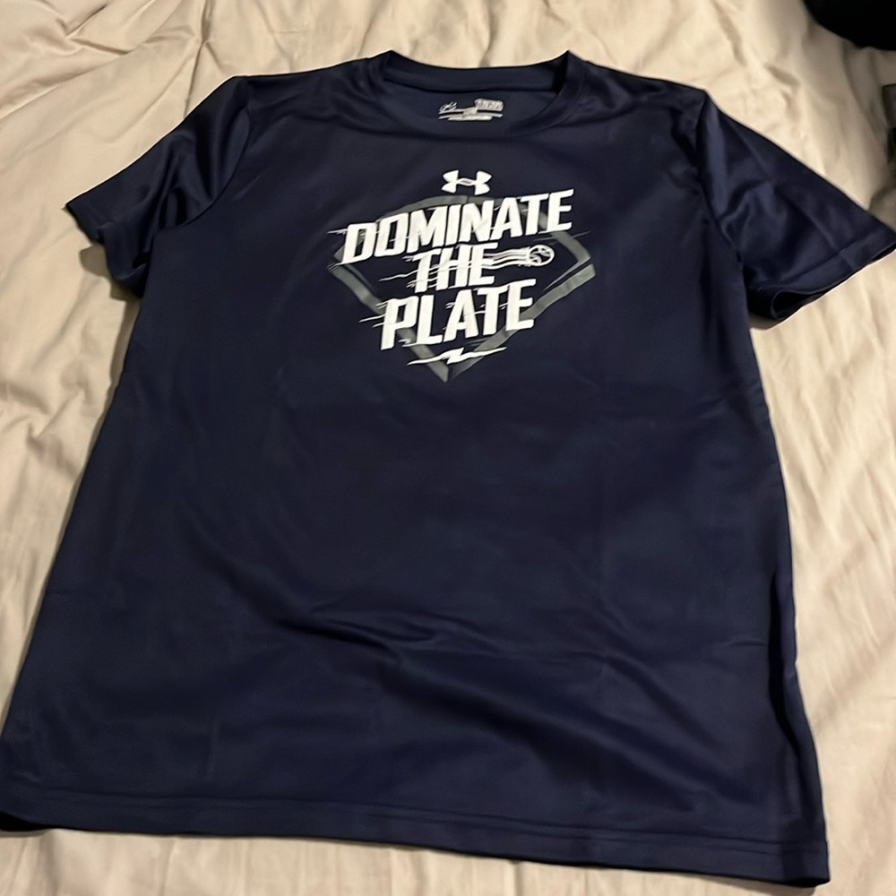 Under Armour youth large shirt